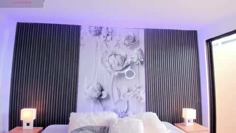 ShaniaDaniels online show from January 5, 8:12 pm