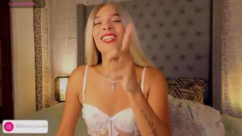 Snapshot of shantaljoness chatting on September 27, 9:56 pm Shantal Jones online show from September 27, 9:56 pm
