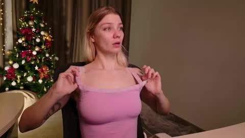 Candy online show from January 9, 2:55 pm