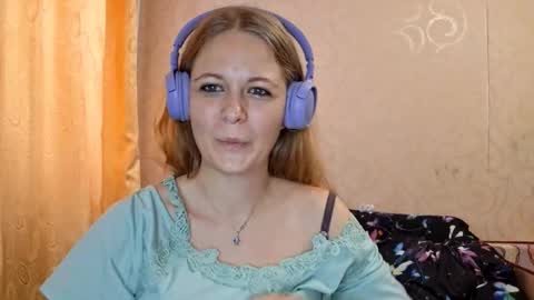 Annie online show from October 10, 9:59 am