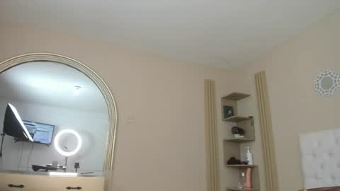 Sharlot online show from August 4, 12:34 pm