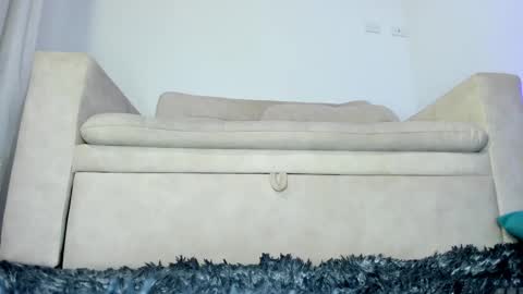 Hi fiends ---- I usually start online from Monday to Friday from 1000 am Saturdays and Sundays at 600 am Colombia time online show from October 1, 6:51 pm