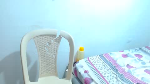 sharonevans1 online show from September 8, 11:04 pm