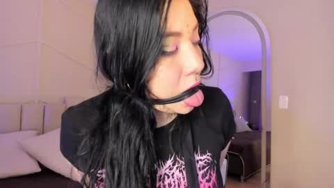 SHAROON online show from April 15, 1:25 pm