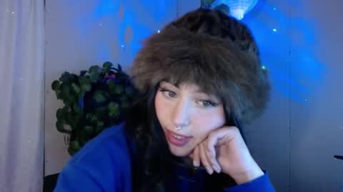 Shayla 3 online show from January 8, 12:49 am