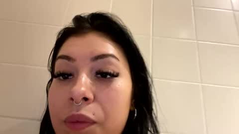 shaylynsky online show from January 2, 9:28 pm