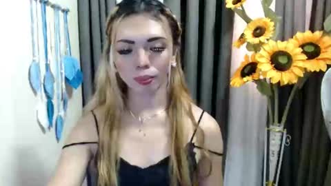 shea_andrea online show from March 15, 8:07 am