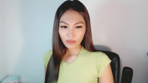 Snapshot of shealana69 chatting on September 8, 2:16 pm MY IG Shealana69 online show from September 8, 2:16 pm