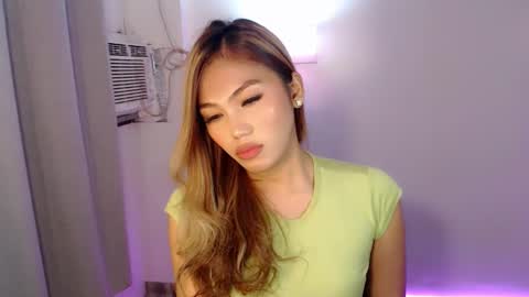 Snapshot of shealana69 chatting on February 18, 7:52 pm MY IG Shealana69 online show from February 18, 7:52 pm