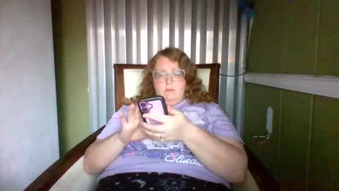 Red online show from October 22, 10:33 pm