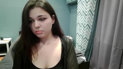 sheril_belton online show from October 11, 6:33 pm