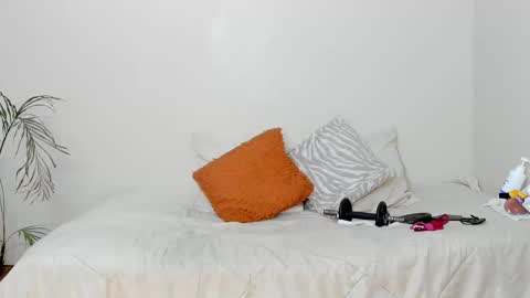 Sherlyn Adams online show from September 13, 11:01 am