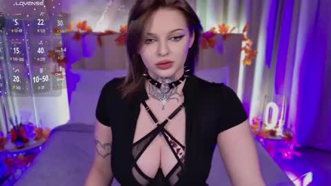 sherri_martinez online show from October 15, 6:20 pm