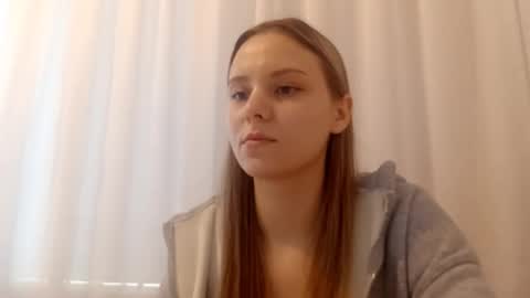 Lisa online show from February 20, 6:19 am