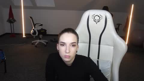 Sheryl online show from October 5, 2:13 pm