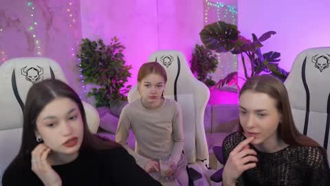 Sheryl online show from February 19, 11:49 am