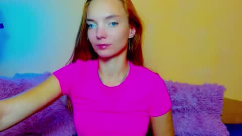 Snapshot of shinelikea_diamond chatting on October 1, 8:41 pm Alexis online show from October 1, 8:41 pm