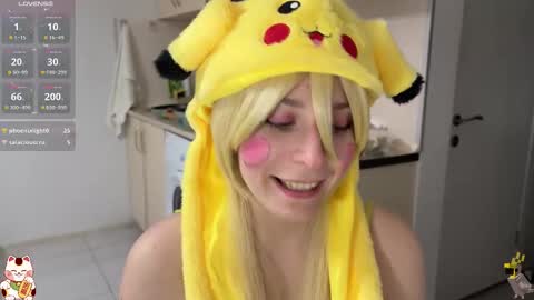 Im Lilu Rosenblum  Guys I have   ----Ill be glad to see you there online show from October 31, 8:20 pm