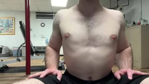 shirtlesshunk15 online show from June 2, 7:43 am