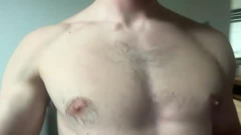 shirtlesshunk15 online show from July 10, 1:43 am