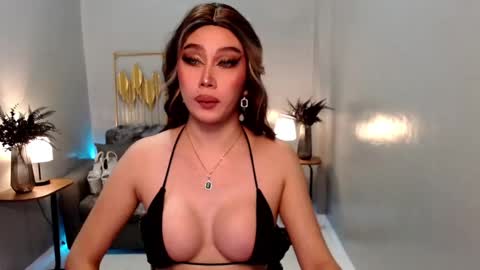 WET AND WILD YHANNA online show from February 20, 7:23 am