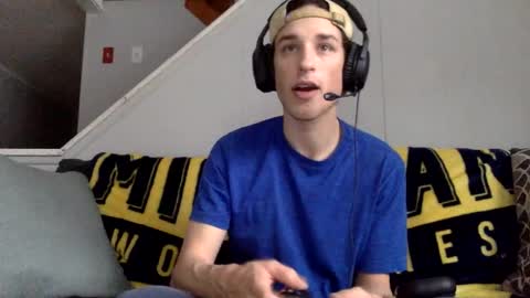 shortiesn40s online show from February 18, 5:57 pm