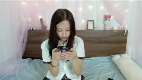 shy_pink_doll online show from August 5, 1:24 am