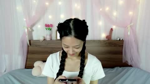 shy_pink_doll online show from July 22, 4:09 pm