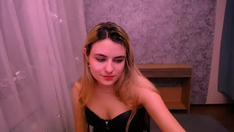 shy_sabrina_ online show from February 24, 5:20 pm