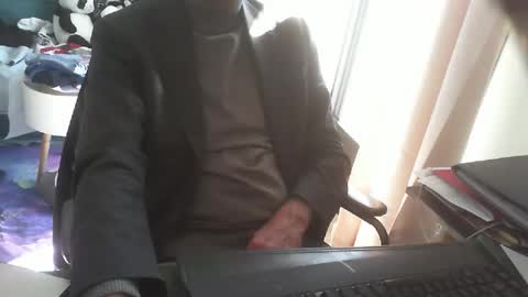 shyfrenchcock online show from April 3, 8:54 am