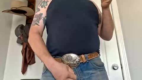 shyguycurious5 online show from January 15, 10:07 pm