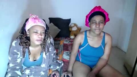 sieannabrown online show from April 16, 12:38 pm