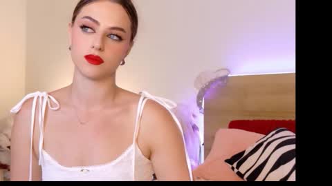 sienna_voss online show from November 17, 2:25 am