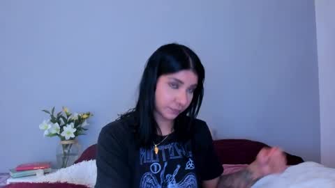 siirena online show from November 30, 7:43 pm