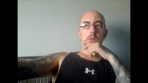 Snapshot of silent_v_81 chatting on September 12, 3:47 pm Silent V online show from September 12, 3:47 pm