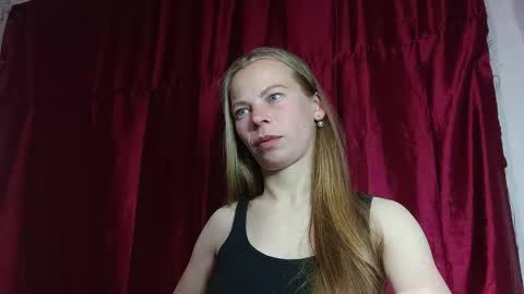 JULIANA online show from April 7, 9:06 pm