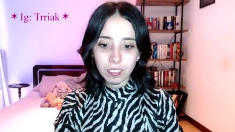 silkbite online show from April 10, 10:25 pm