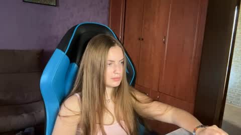 Erica online show from June 30, 11:09 am