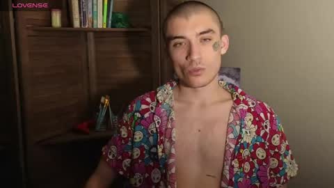 cybin online show from April 11, 2:49 am