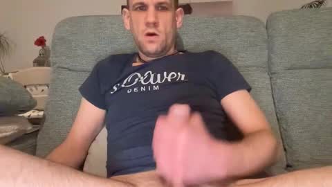 simfreak online show from February 9, 9:02 am