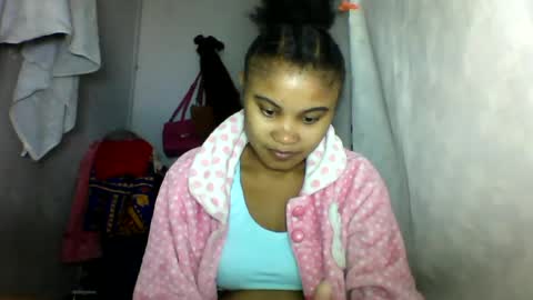 simirna98 online show from June 17, 9:14 am