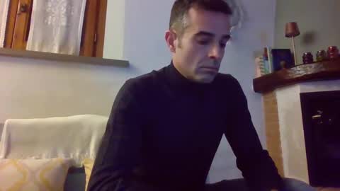 Snapshot of simmeturbate chatting on February 16, 5:15 pm Italiandaddyitalydickassbottomassholecomshowmasturbatenudeboyitalyatleticcutemuscolarhardcockdickboy online show from February 16, 5:15 pm