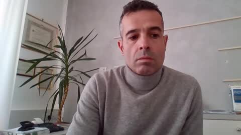 Snapshot of simmeturbate chatting on December 27, 1:07 pm Italiandaddyitalydickassbottomassholecomshowmasturbatenudeboyitalyatleticcutemuscolarhardcockdickboy online show from December 27, 1:07 pm