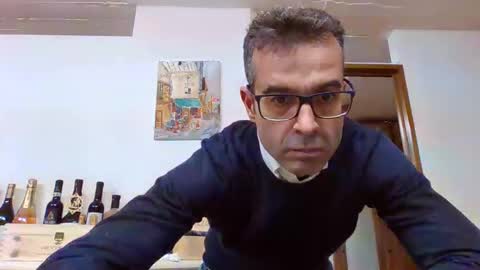 Snapshot of simmeturbate chatting on January 6, 6:20 pm Italiandaddyitalydickassbottomassholecomshowmasturbatenudeboyitalyatleticcutemuscolarhardcockdickboy online show from January 6, 6:20 pm