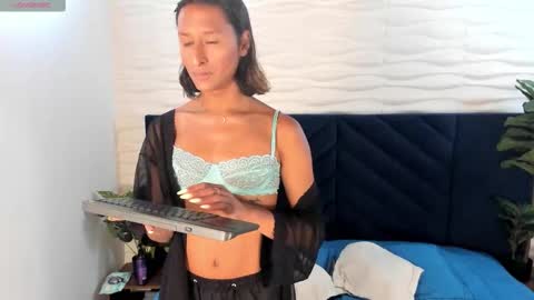 simon_durand online show from November 8, 4:15 am