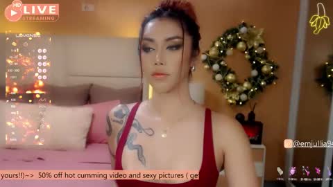     online show from December 10, 9:22 pm