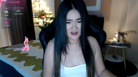 Adrianna Fowler online show from February 25, 2:48 am