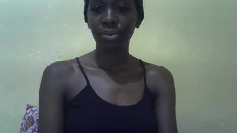 simplyloy33 online show from April 27, 11:08 am