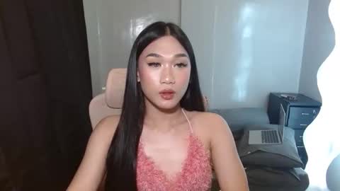 Kylie online show from May 3, 4:46 pm