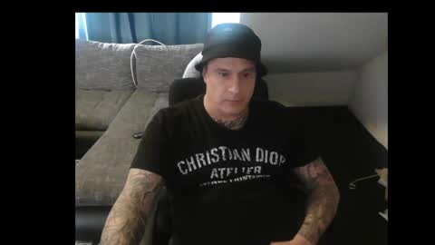 sinalco1975 online show from March 31, 3:01 pm